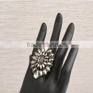 Nice Design Crystal Rhinestone Rings Wholesale, Stretch Rings With Fashion Stretch thumbnail-4