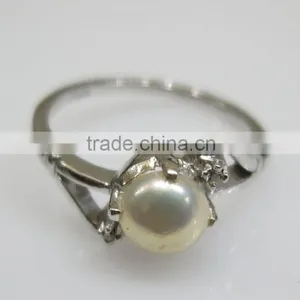 Sterling Silver Ring With Pearl & Diamond 2pc Natural Nontreated thumbnail-1
