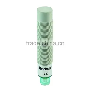 M18 Plug Series AC/AC-DC 2-wire Capacitive Proximity Sensor With Plastic Cylindrical Housing thumbnail-2