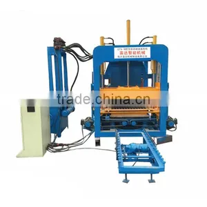 2015 Best Quality Hydraluic Blokc Machine QT4-18 Brick Making Machine for Sale in Usa thumbnail-1