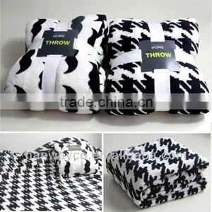 Coral Fleece Throw Surplus Inventory thumbnail-1