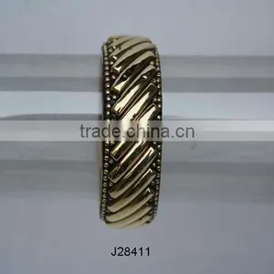 Polished Brass Bracelets With Fluted Patterns thumbnail-1
