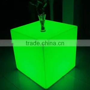 Popular Plastic Colorful Light up Cube Chair, Illuminated Led Cube Chair thumbnail-6