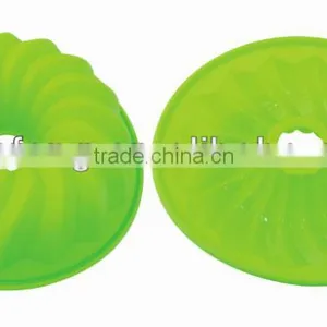 Silicone Cake Baking Moulds in Oven / Silicone Muffin Tray thumbnail-1