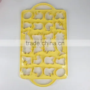 Plastic Square Cake Cutter Set thumbnail-3