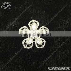 Flower Shaped Rhinestone Ornaments for Ladies High Heel Accessories Wedding Shoe Clips With Metal Clip Jewelry Accessories thumbnail-1