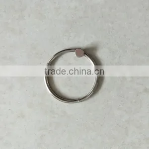 Magnetic Ring Magic Rope Escape Close up Toy Magnet Magic Tricks thumbnail-3