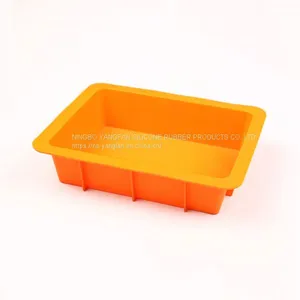 Silicone Cakemould thumbnail-1