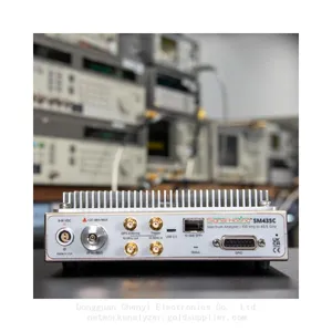 Signal Hound SM435C 43.5GHz SDR Analyzer 10GbE SFP+ Interface 110dB Dynamic Range Low Phase Noise Calibrated Unit thumbnail-1