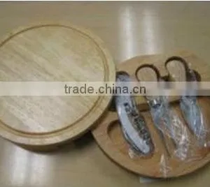 Hot Selling Metal Cheese Gadget Set of 4pcs With Wooden Cutting Board thumbnail-1