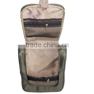 2016 Latest USA Style Polyester Low Moq Custom Travel Wash Bag Toiletry Bag for Men thumbnail-4