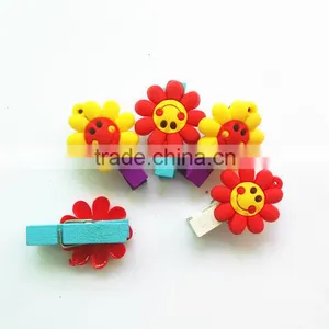 Wholesale Flower Shaped Wood Paper Clips Customize Soft PVC Bookmark thumbnail-2