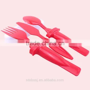 Hot Selling 3 in 1 New Style Reusable Plastic Cutlery Set thumbnail-2