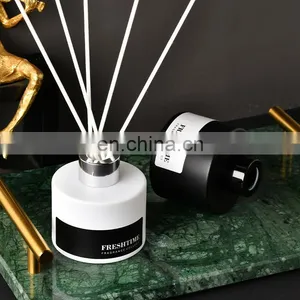Customized Private Label Luxury Glass Bottle Fragrance Oil Reed Diffuser thumbnail-1