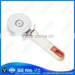 Hot Product for 2016 Plastic Handle Round Pizza Wheel Cutter thumbnail-1