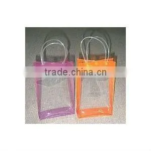 PVC PLASTIC GIFT BAG thumbnail-1