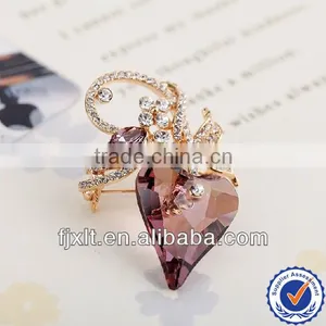 Hot Sale Imported Austrian Crystal Heart Shaped Brooch thumbnail-1