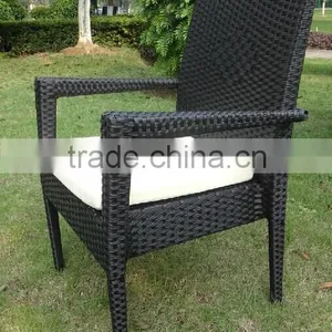 Simple Rattan Dinning Garden Set thumbnail-5