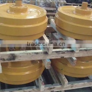 Komatu PC200-6 Front Idler Assy Idler 20Y-30-00030 Excavator Undercarriage Parts thumbnail-3