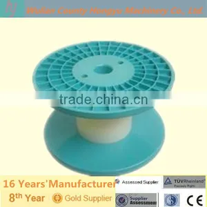 Empty Plastic Thread Bobbin for Winding thumbnail-1