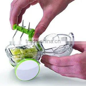 Stainless Steel Wheel Garlic Zoom Garlic Crusher Peeler Mincer Stirrer Presser Slicer thumbnail-4