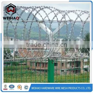 High Demand Factory Price Galvanized Rozar Barbed Wire thumbnail-4