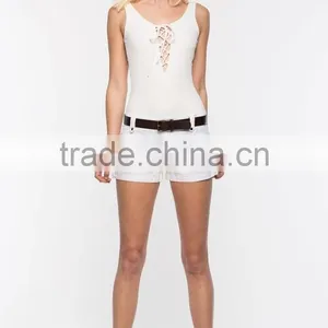 Summer Nice Design Women White Belted Linen Shorts Wholesale thumbnail-3