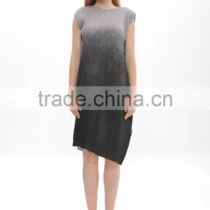 Women Wrinkle Graduated Color Irregular Hem Fashionable Dress thumbnail-5