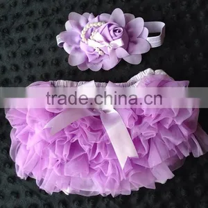 Hot Selling Baby Clothes Infant Lavender Ruffle Bloomer Wholesale Baby Girl Diaper Cover With Headband thumbnail-1