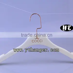 Fashion Design Wooden Clothes Hanger thumbnail-1