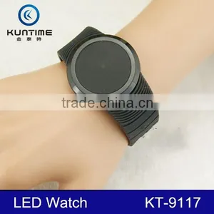 Hot Sale Touch Screen Digital Silicone Watch for Children thumbnail-5
