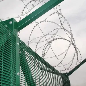 Classic Steel Welded Wire Mesh Fence Panel - Easy Assembly for Highway & Industrial Use thumbnail-1