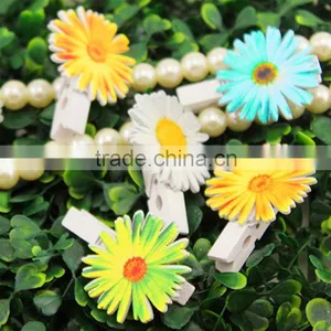 New Design Flower Shaped Wooden Clip Wedding Decoration thumbnail-2