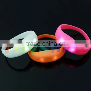 LED Silicon Bracelet Parties Party Supplies Gifts & Crafts thumbnail-5