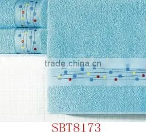 Solid Spiral Towel thumbnail-1