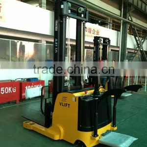 2 Ton Electric Stacker Lifting Height 6500 mm thumbnail-6