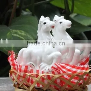 Ceramic White Horse Salt & Pepper Shaker Set thumbnail-4