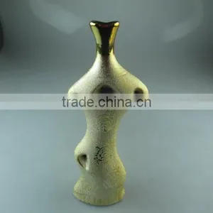 Beautiful Golden Porcelain Type Vase With Flower Design Mordern Design thumbnail-1