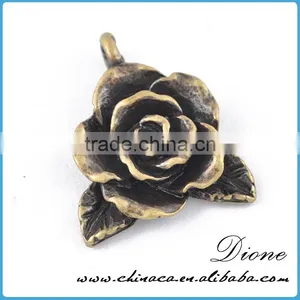 Hot Selling Charming Metal Initial Pendant thumbnail-1