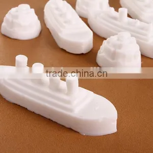Funny LFGB Grade Titanic Ship Shaped Silicon Ice Tray thumbnail-5