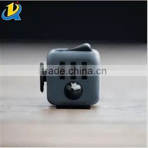Hot Product Wholesale High Quality Funny Colorful Desk Toy Fidget Cube thumbnail-3