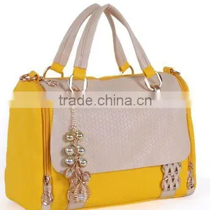 2012 New Fashion Top Brands on Ladies Handbags thumbnail-1