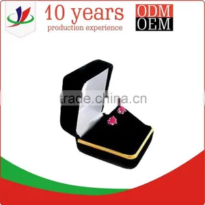 Cardboard Jewelry Box thumbnail-2