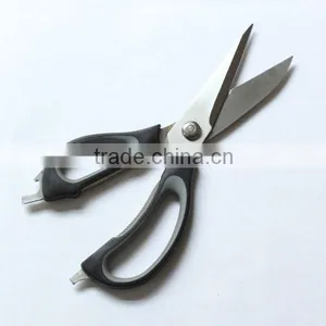 Kitchen Tools Scissor With Bottle Opener Function thumbnail-1