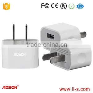 Universal Usb Travel Adapter Charger thumbnail-1