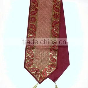 Indian Silk Table Runner With 6 Place Mats & 6 Coaster in Maroon Color Size 16*62 thumbnail-2