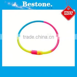 2015 the Newest Silicone Bracelet Silicone Titanium Pain Relief Sports Bracelet thumbnail-1