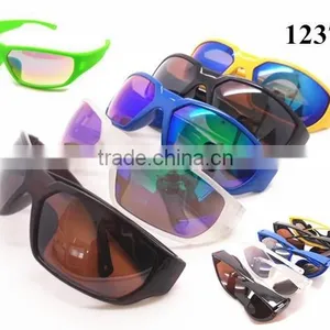 2015 Custom Racing Sports Sunglasses With String, Racing Sports Goggles With Strap thumbnail-5