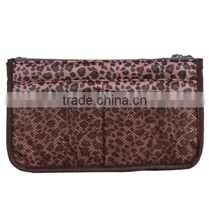 2015 Fashion Style 600D Fabric Foldable Printed Travel Cosmetic Bag thumbnail-5