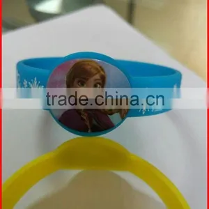 Waterproof Kids Wrist Bracelet Silicone Watch thumbnail-5